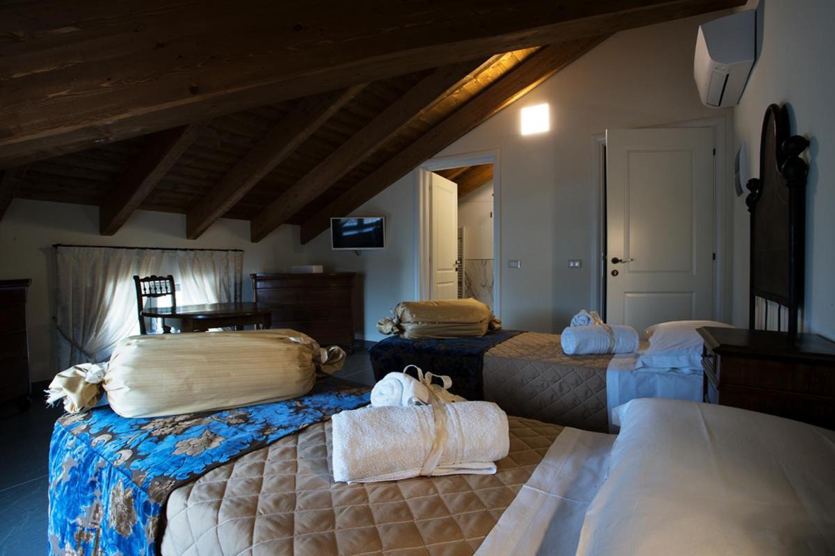 Agriturismo Tenuta Casteldardo Besenzone エクステリア 写真