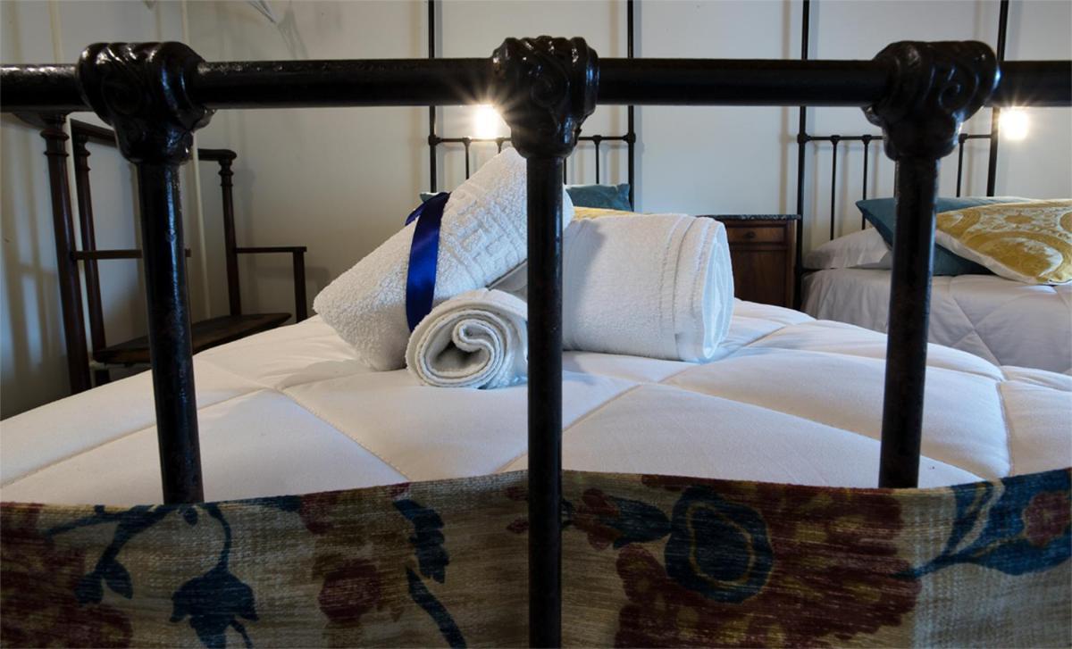 Agriturismo Tenuta Casteldardo Besenzone エクステリア 写真